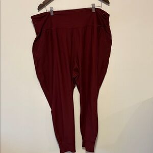 Old Navy Women's High-Rise Maroon Jogger Pants